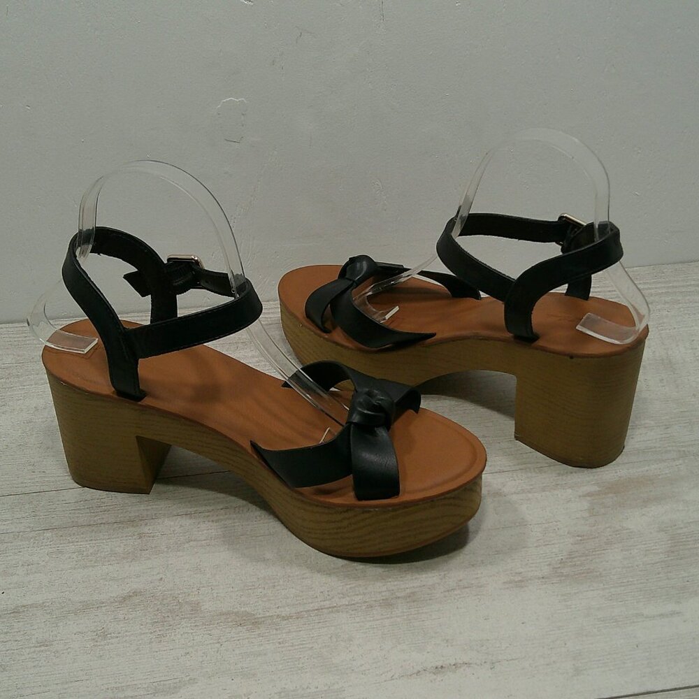 Universal Thread Platform Heels Chunky Faux Leath… - image 5